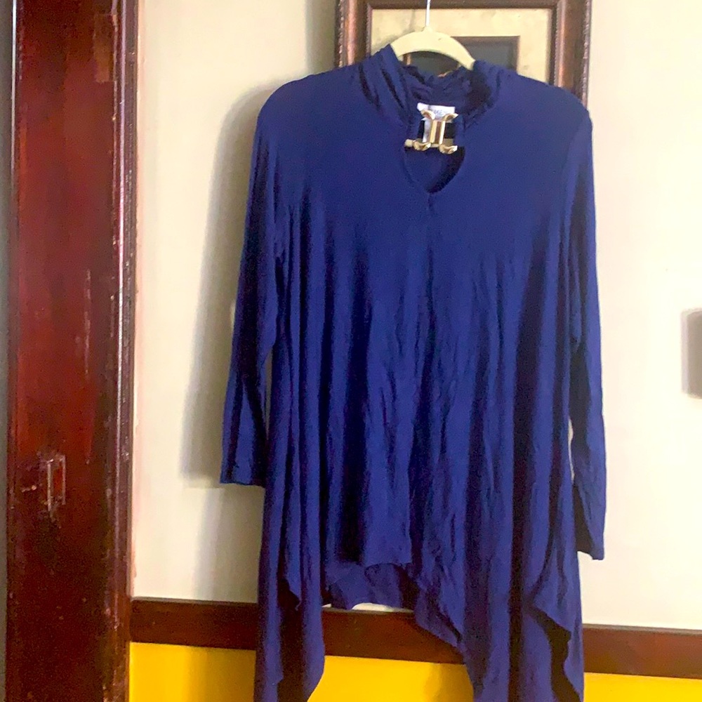 Carmen Marc Valvo Navy Asymmetric Top. Sz:OX